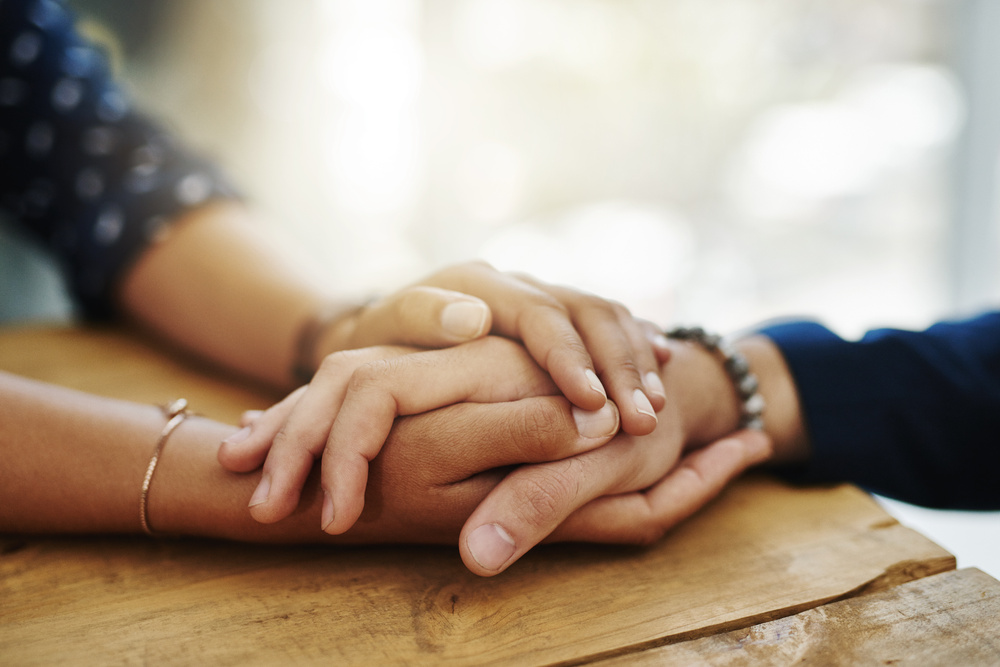 holding-hands
